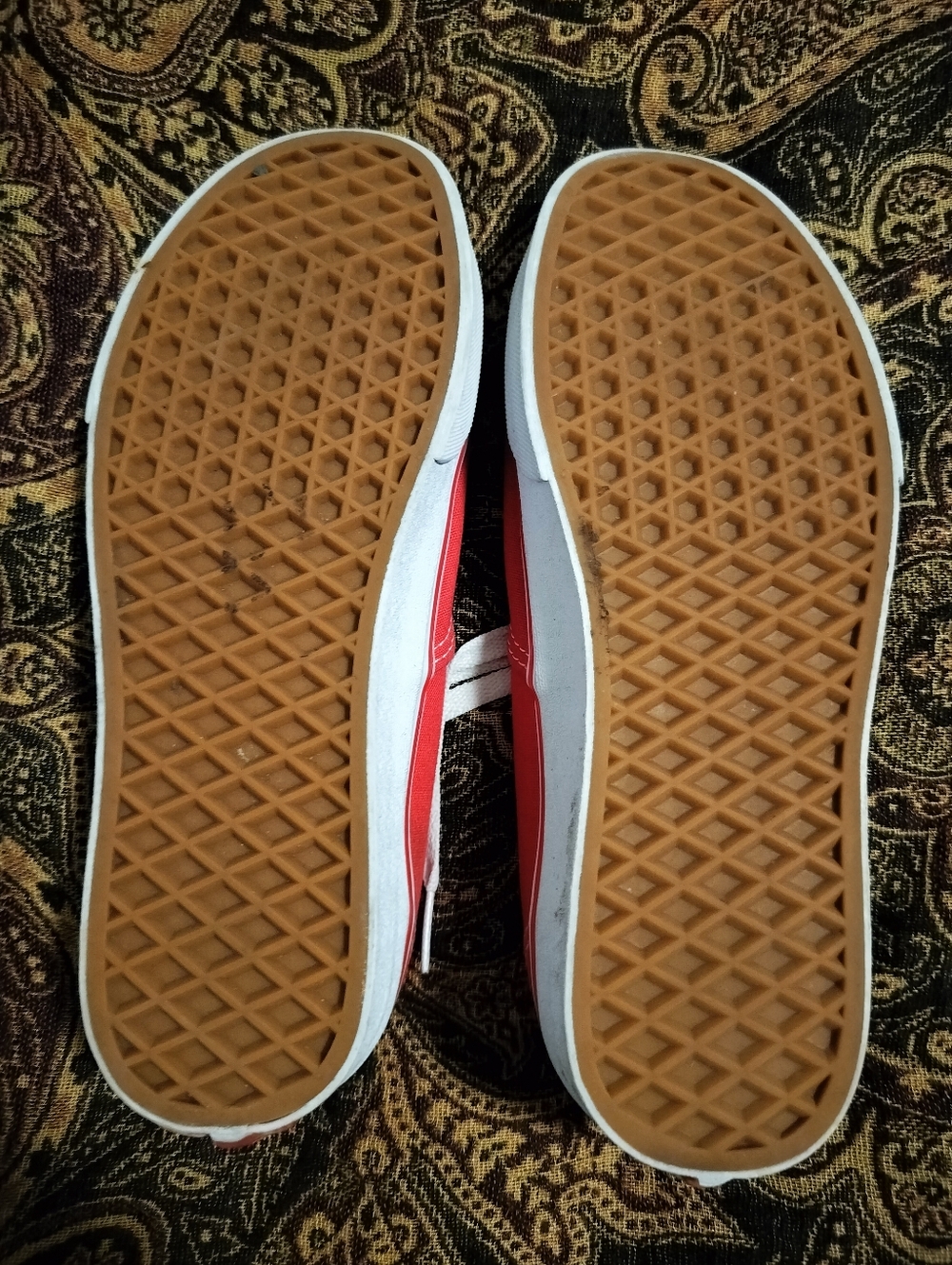 Vans Women's 7.5 Red Low-Top Canvas Sneakers - Picture 7 of 7